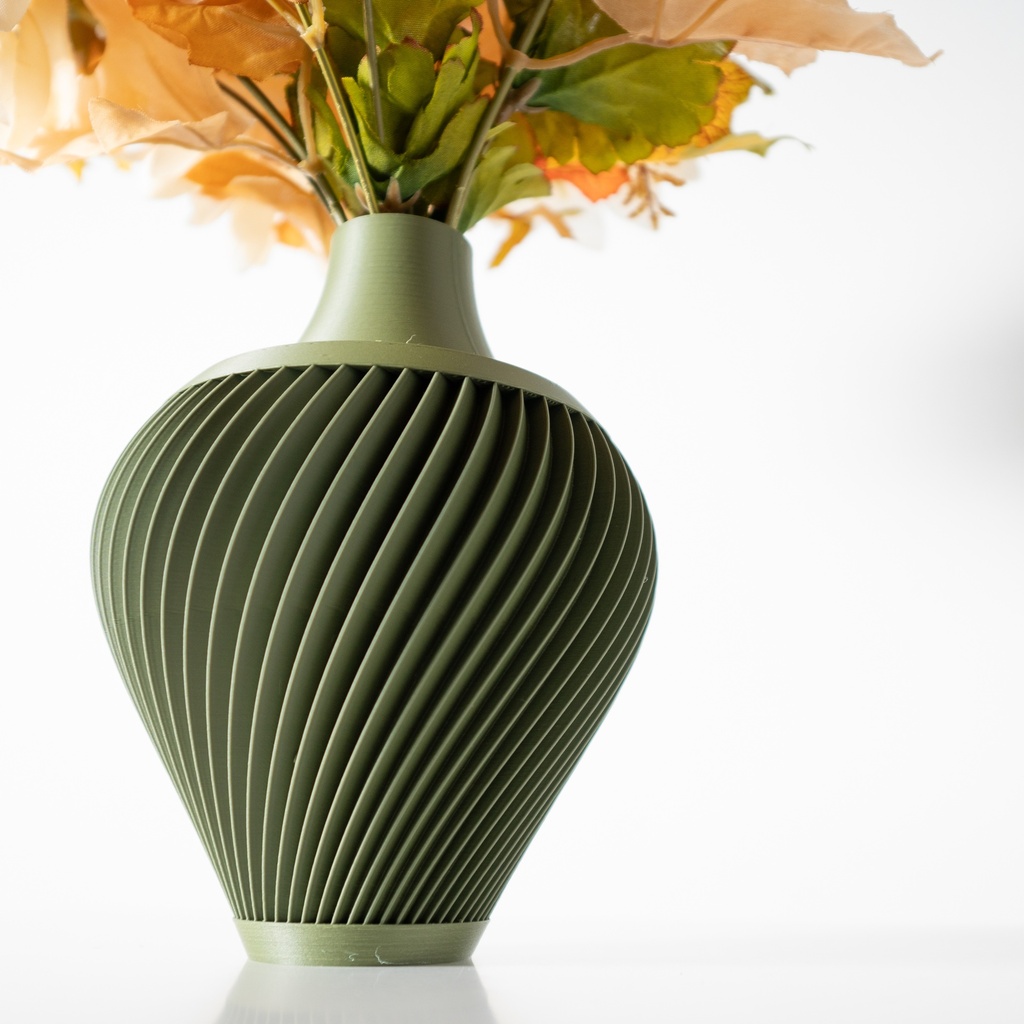 Kumo Vase