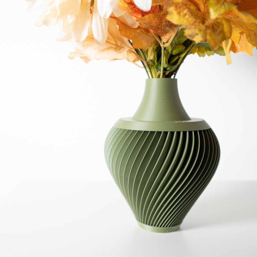 Kumo Vase